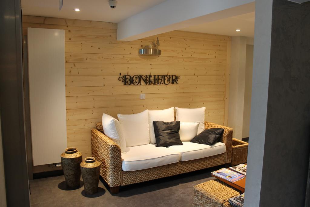 Les Moineaux Hotel Bellevaux Luaran gambar
