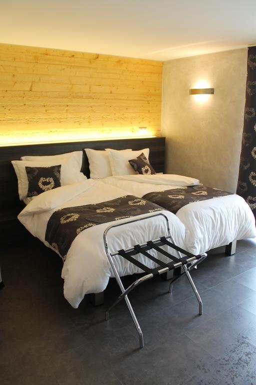 Les Moineaux Hotel Bellevaux Bilik gambar