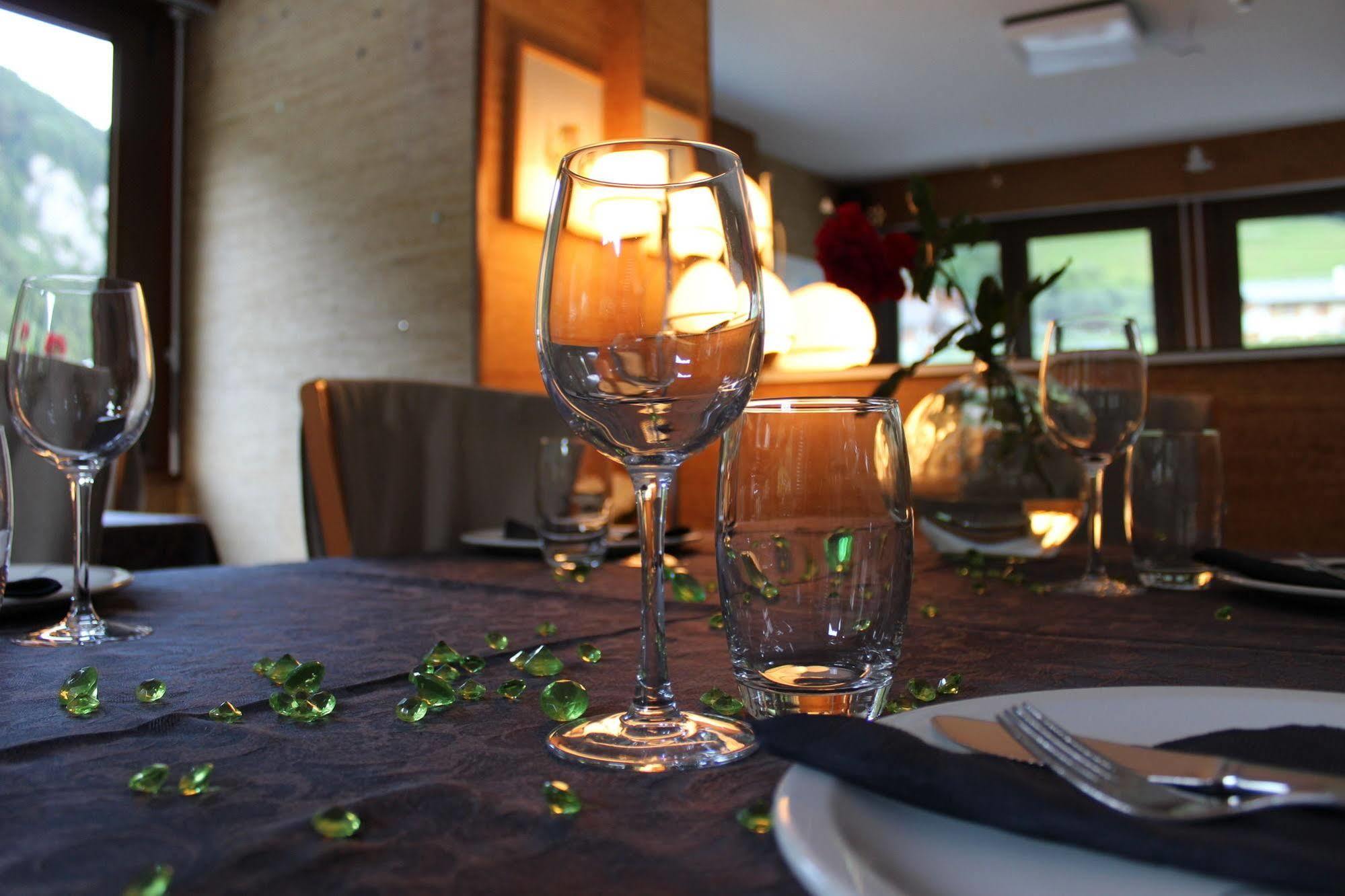 Les Moineaux Hotel Bellevaux Luaran gambar