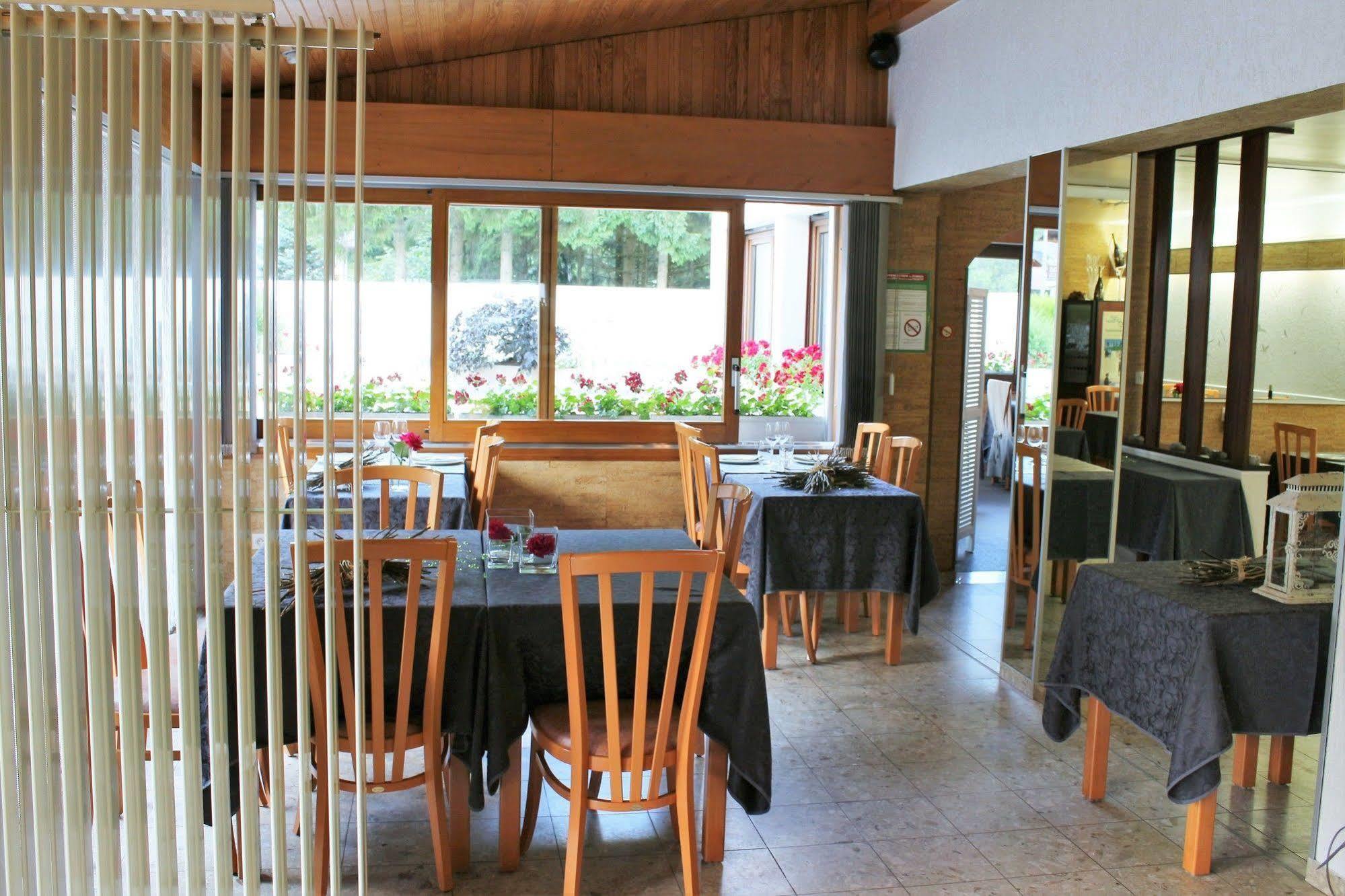 Les Moineaux Hotel Bellevaux Luaran gambar
